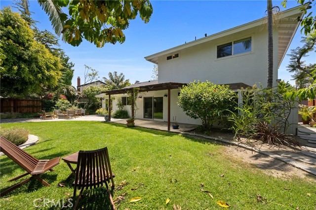 2704 Albatross Drive, Costa Mesa CA: https://media.crmls.org/medias/ae5bbde6-a65c-4bae-8b3e-83384f138cff.jpg