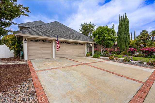 8435 Sale AVE