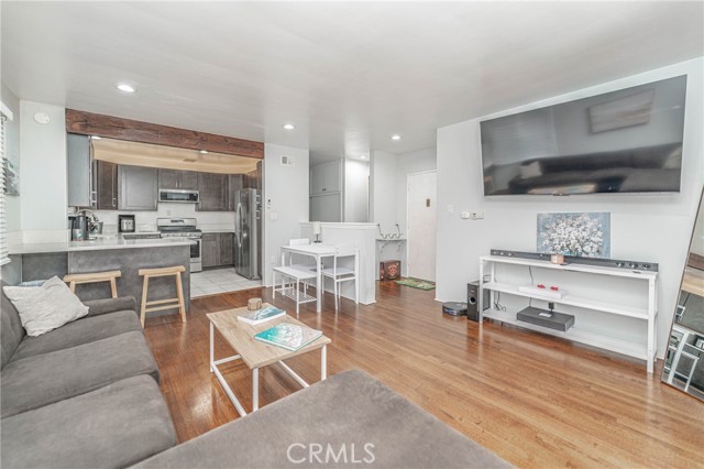 Detail Gallery Image 9 of 38 For 325 Cedar, Long Beach,  CA 90802 - 2 Beds | 1 Baths