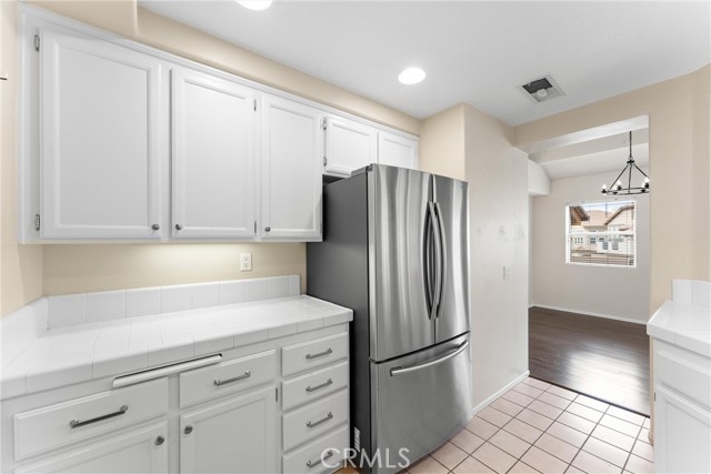 4 Paseo Del Sol, Rancho Santa Margarita CA: https://media.crmls.org/medias/ae5c4563-74ed-4cf7-9c53-4d4a04990e1a.jpg