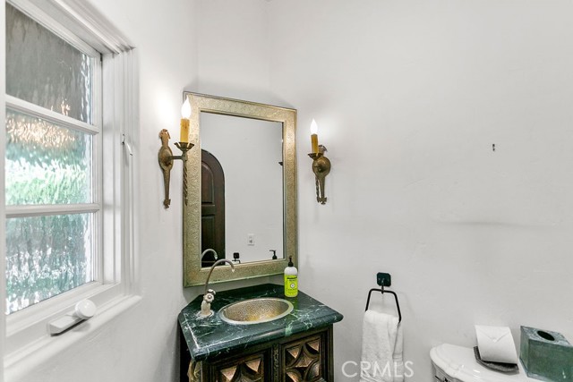 52 EMERALD BAY, Laguna Beach CA: https://media.crmls.org/medias/ae5c8d10-67de-4c0f-8ecd-f6735617190c.jpg