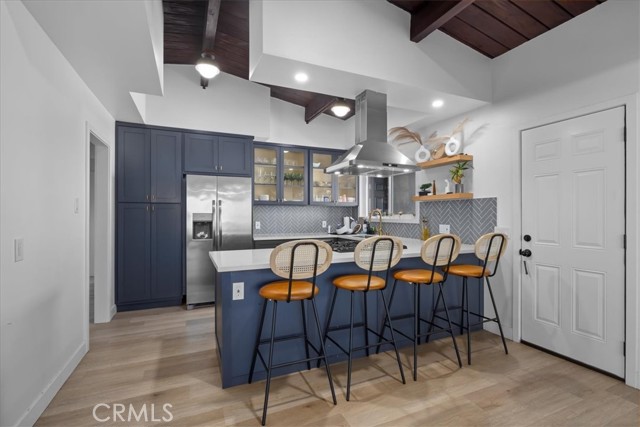 140 E 69th Street, Long Beach CA: https://media.crmls.org/medias/ae5cbba6-b9d7-4b5d-af81-a5504b96fbb3.jpg