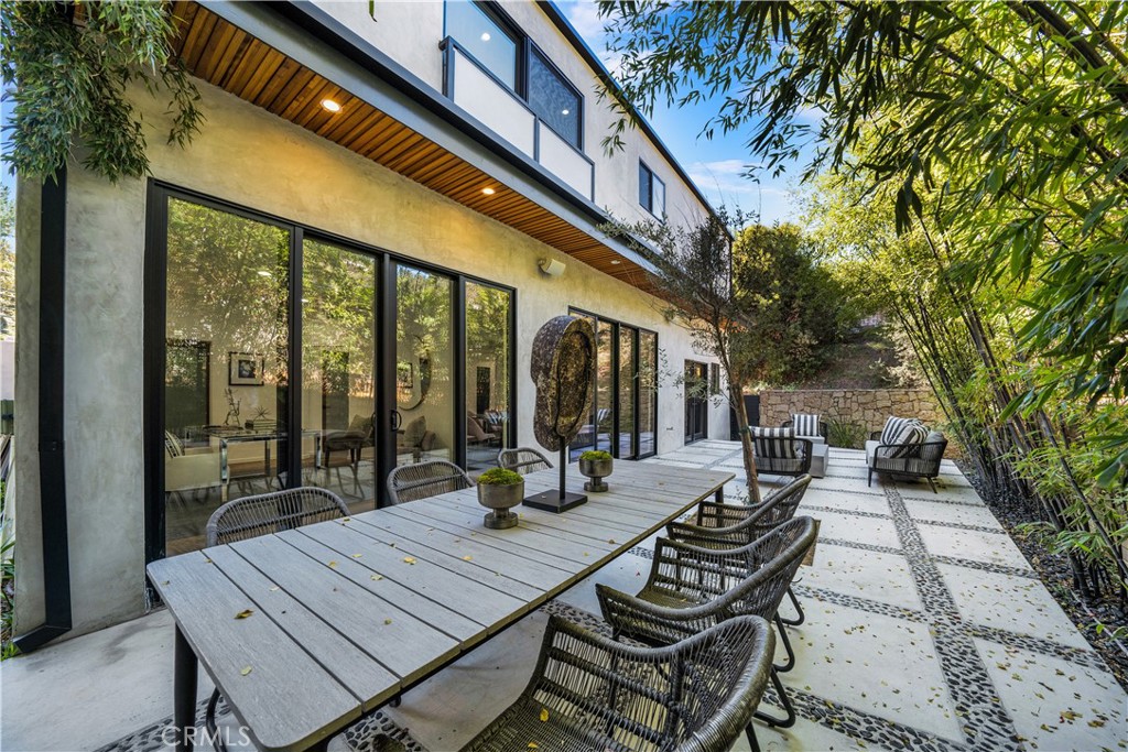 49. 2743 Laurel Canyon Boulevard Los Angeles, CA 90046