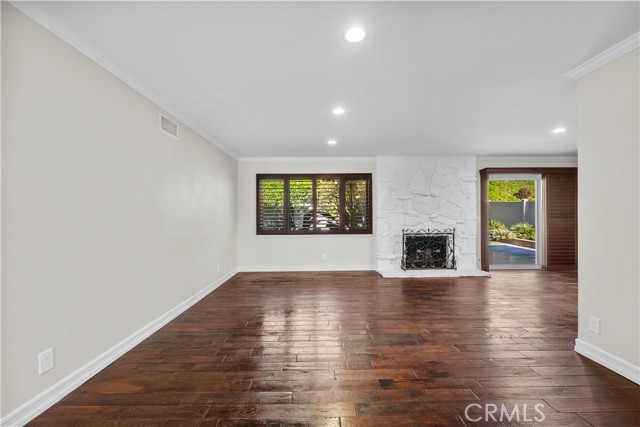 16431 Grayville, La Mirada CA: https://media.crmls.org/medias/ae5d801a-bd7f-435d-86f7-86498ecb58d8.jpg