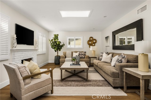 Detail Gallery Image 7 of 38 For 17588 Santa Paula, Fountain Valley,  CA 92708 - 4 Beds | 2 Baths