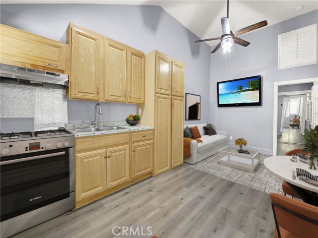 Detail Gallery Image 19 of 26 For 2048 E Avenue R4, Palmdale,  CA 93550 - 4 Beds | 2 Baths