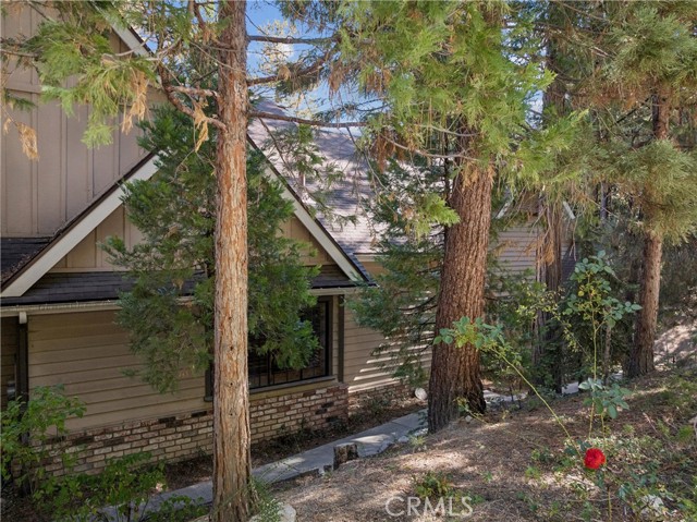 27496 White Fir Drive, Lake Arrowhead, CA 92352