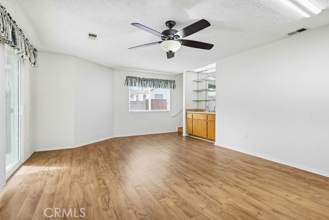 Image 34 of 75 For 5812 Graywood