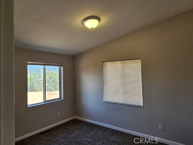 4223 Woodview Lane, Mariposa CA: https://media.crmls.org/medias/ae61638c-df26-4280-9a61-88acea72b94e.jpg