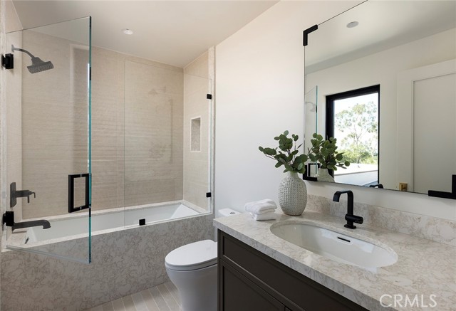 Detail Gallery Image 59 of 71 For 1516 Sandcastle Dr, Corona Del Mar,  CA 92625 - 6 Beds | 6/1 Baths