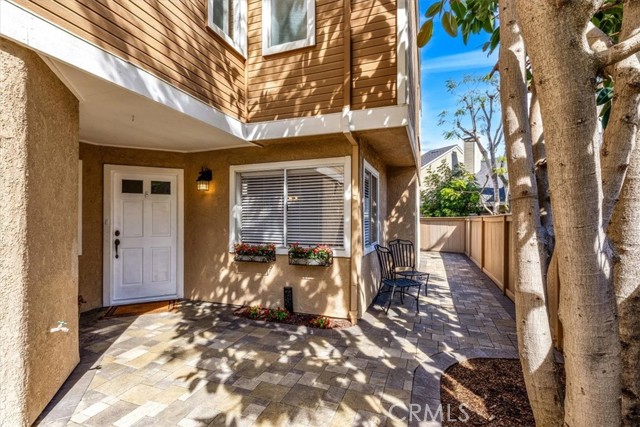 Detail Gallery Image 2 of 53 For 32 Silveroak, Aliso Viejo,  CA 92656 - 3 Beds | 2/1 Baths
