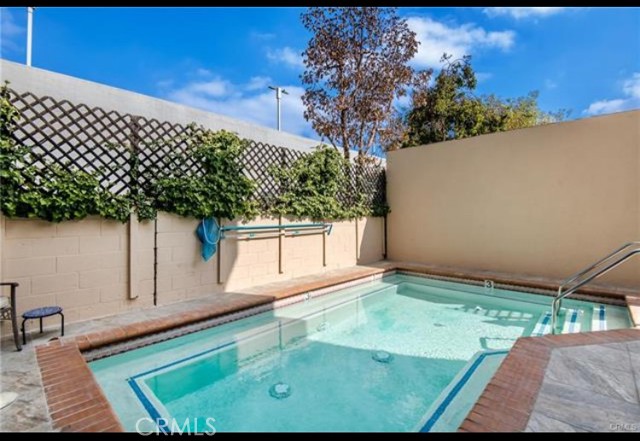 Detail Gallery Image 36 of 38 For 5242 Vesper #7,  Sherman Oaks,  CA 91411 - 3 Beds | 3 Baths