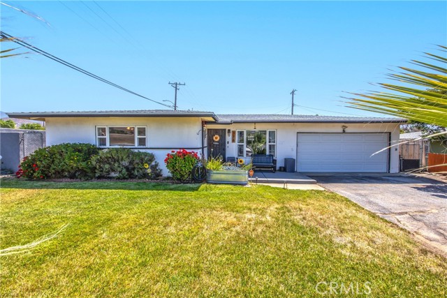 776 N 17th Street, Banning CA: https://media.crmls.org/medias/ae641cfe-1b5a-4af6-91fc-17155a28b6d5.jpg