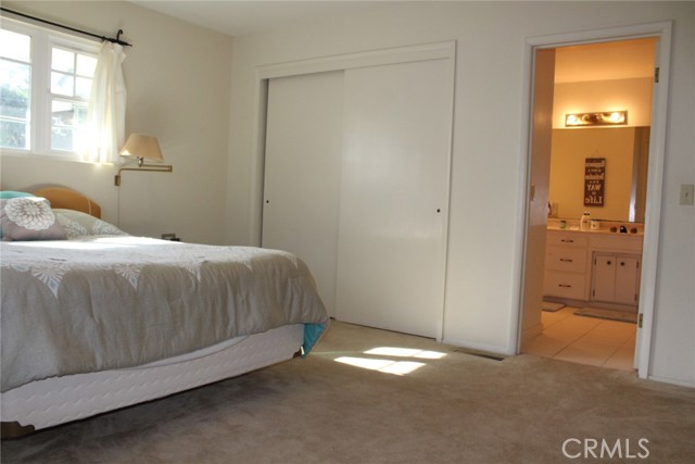 Detail Gallery Image 13 of 41 For 1909 Pineridge, Cambria,  CA 93428 - 2 Beds | 2 Baths