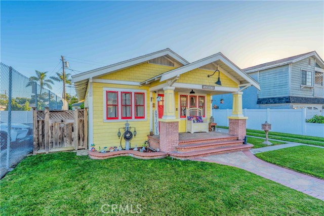 Detail Gallery Image 3 of 33 For 226 E 53rd St, Long Beach,  CA 90805 - 2 Beds | 1 Baths