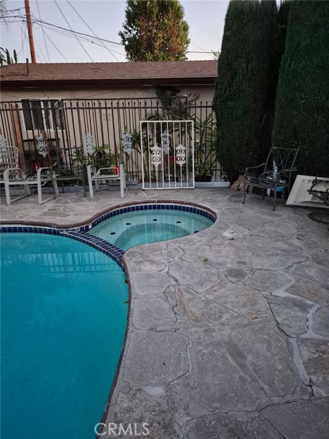 Detail Gallery Image 5 of 22 For 1612 Mullender #2,  La Puente,  CA 91744 - 2 Beds | 1 Baths