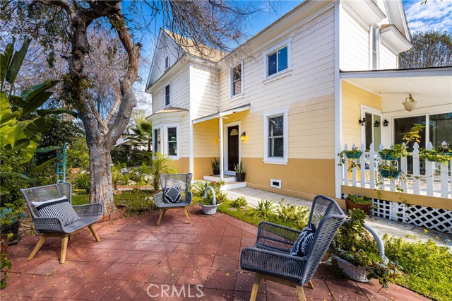 1003 Monterey Road, South Pasadena CA: https://media.crmls.org/medias/ae6646aa-7c12-4151-94e9-f8bfcc3552a6.jpg