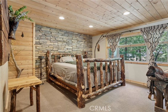 Detail Gallery Image 27 of 59 For 385 Iris Dr, Twin Peaks,  CA 92391 - 4 Beds | 3 Baths