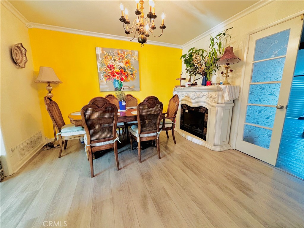 https://media.crmls.org/medias/ae677a4f-7ef7-4e8e-bb6b-94967b010825.jpg?preset=X-Large