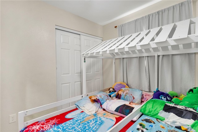 Detail Gallery Image 16 of 56 For 14396 Mojave Ln, Victorville,  CA 92394 - 4 Beds | 2 Baths