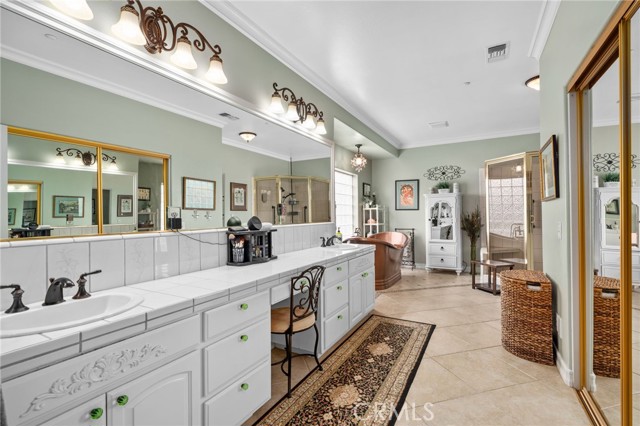 Detail Gallery Image 27 of 60 For 334 Lakeside, Redlands,  CA 92373 - 4 Beds | 4 Baths