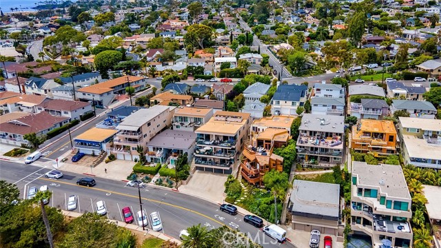 Detail Gallery Image 31 of 41 For 174 Cliff Dr #F,  Laguna Beach,  CA 92651 - 2 Beds | 2 Baths