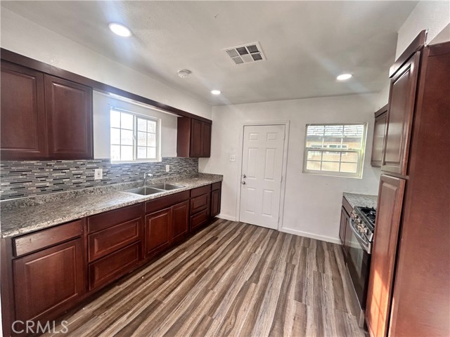 Detail Gallery Image 12 of 21 For 8019 Laurel Ave, Fontana,  CA 92336 - 2 Beds | 1 Baths