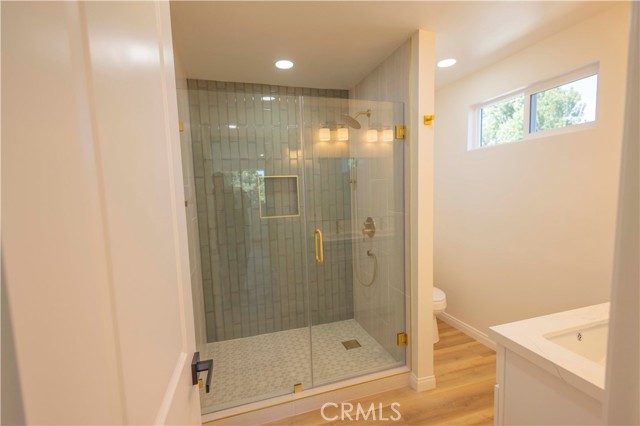 Detail Gallery Image 37 of 48 For 2122 W 10th St, Santa Ana,  CA 92703 - – Beds | – Baths