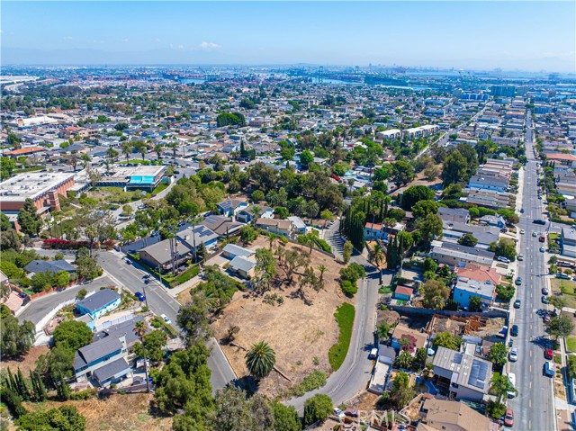 514 Arcadia Drive, San Pedro CA: https://media.crmls.org/medias/ae689f55-c17c-46e4-a556-afb378effed0.jpg