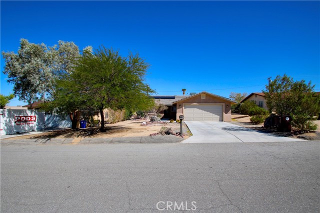 6789 Copper Mountain, 29 Palms CA: https://media.crmls.org/medias/ae69227b-4894-4ef1-8f51-042beb16b6c9.jpg