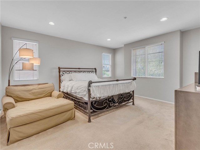 5637 Como Circle, Woodland Hills CA: https://media.crmls.org/medias/ae6943f5-5418-4951-bba4-31ba6b7acf40.jpg