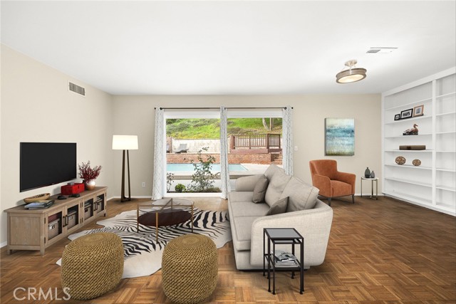 Detail Gallery Image 3 of 27 For 1653 via Del Rey, South Pasadena,  CA 91030 - 5 Beds | 3 Baths