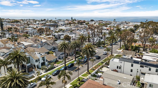 Detail Gallery Image 30 of 31 For 510 Marguerite Ave #B,  Corona Del Mar,  CA 92625 - 3 Beds | 2/1 Baths