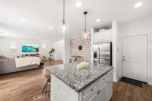 Detail Gallery Image 11 of 37 For 7056 Stratus, Corona,  CA 92880 - 4 Beds | 3 Baths