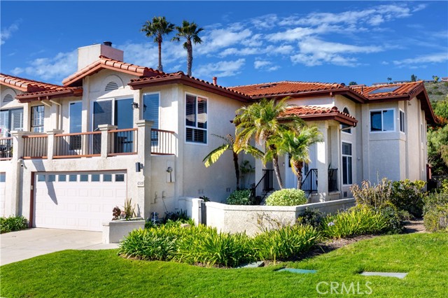 Ideal location next door to Terranea resort and hiking trails