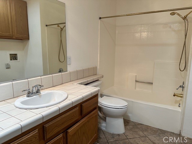 19080 Elm Drive, Apple Valley CA: https://media.crmls.org/medias/ae6bbb3f-f1d7-4c6f-9c46-43e726485f29.jpg