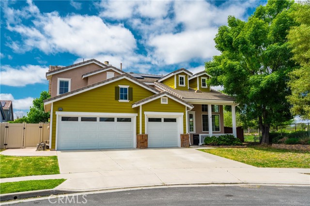 Detail Gallery Image 1 of 54 For 33565 Cyclamen Ln, Murrieta,  CA 92563 - 4 Beds | 2/1 Baths