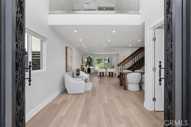 3871 Hendrix Street, Irvine CA: https://media.crmls.org/medias/ae6cc42d-1722-4e89-9945-dc36b218790a.jpg