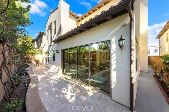 53 Interlude, Irvine CA: https://media.crmls.org/medias/ae6d24cd-b2eb-47a7-955c-66c1203c1f59.jpg