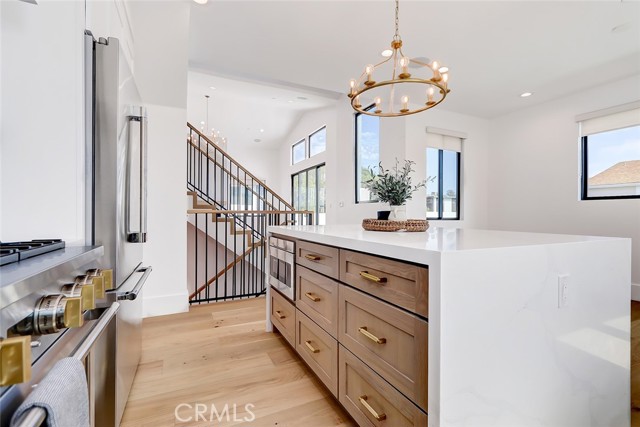 2621 Gates Avenue, Redondo Beach, California 90278, 4 Bedrooms Bedrooms, ,4 BathroomsBathrooms,Residential,Sold,Gates,PV23085376