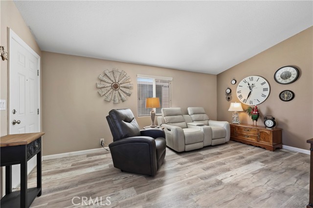 Detail Gallery Image 11 of 35 For 655 E Main #29,  San Jacinto,  CA 92583 - 3 Beds | 2 Baths