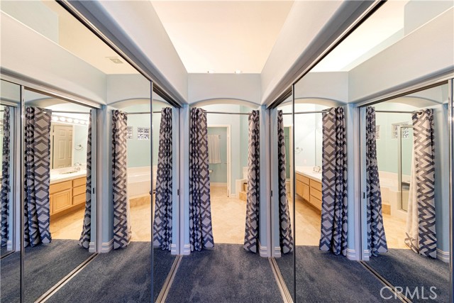 61 Stoney Pointe, Laguna Niguel CA: https://media.crmls.org/medias/ae6ef6c1-9236-49ad-b8b6-e66937e350f3.jpg
