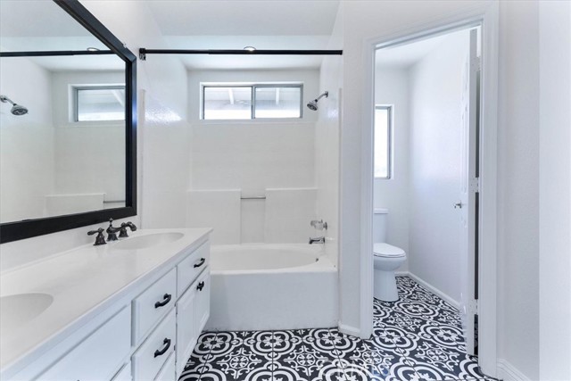 24484 Tuscola, Murrieta CA: https://media.crmls.org/medias/ae6f142c-32fb-4f73-b988-180873bcc048.jpg