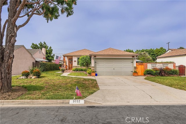 9052 Bigby Street, Downey, California 90241, 4 Bedrooms Bedrooms, ,1 BathroomBathrooms,Single Family Residence,For Sale,Bigby,TR25042839