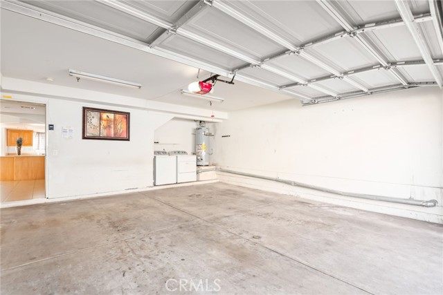 535 W D Street, Ontario CA: https://media.crmls.org/medias/ae7074fa-1458-4013-95ed-4c1fc8791d54.jpg
