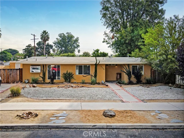 Image 2 for 7738 Aura Ave, Reseda, CA 91335