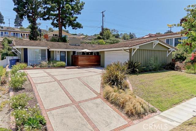 5024 Elmdale Drive, Rolling Hills Estates, California 90274, 4 Bedrooms Bedrooms, ,2 BathroomsBathrooms,Residential,Sold,Elmdale,SB16166013