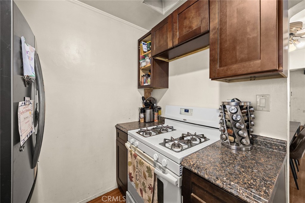 1521 N Columbus Avenue Glendale img 13