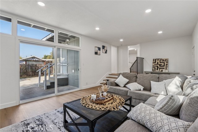 Detail Gallery Image 14 of 41 For 1111 E 27th St, San Bernardino,  CA 92404 - 4 Beds | 3 Baths