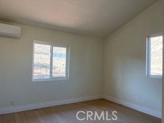 2005 Mt Vernon Avenue, Riverside CA: https://media.crmls.org/medias/ae72d719-51c8-422e-a5ca-ed568ea19937.jpg